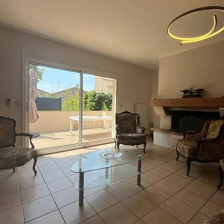 Ostau Agradiu - Maison De Maitre Proche De La Casa de Férias *